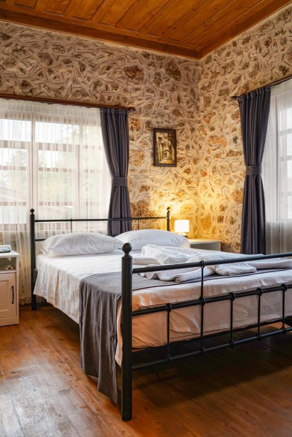 La Casa Carina Bed & Breakfast Antalya Exterior photo